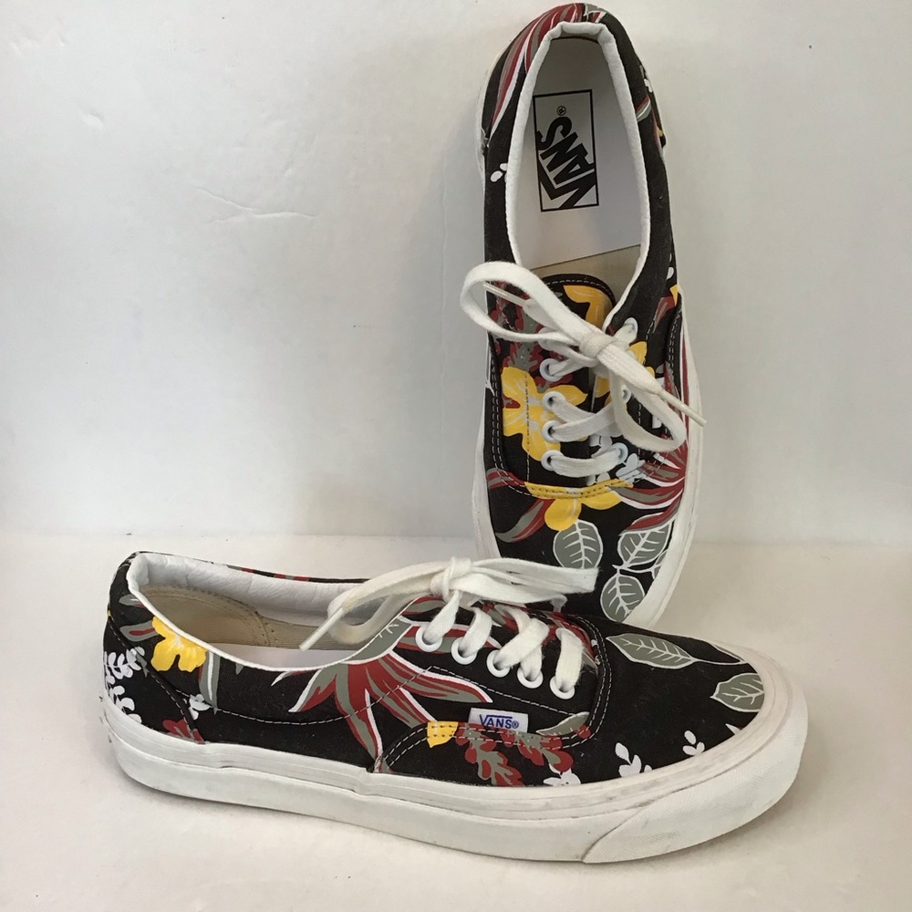 Vans Women's Style 95 Black Floral Canvas Sneakers with Yellow Accents 9.5 - Picture 3 of 8
